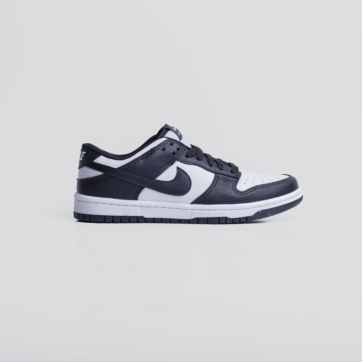 DK Low | Preto Branco Panda