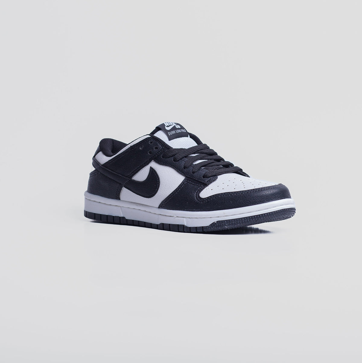 DK Low | Preto Branco Panda